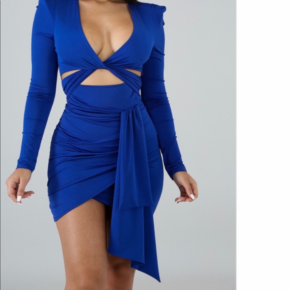 Dress - Picture 1 of 1